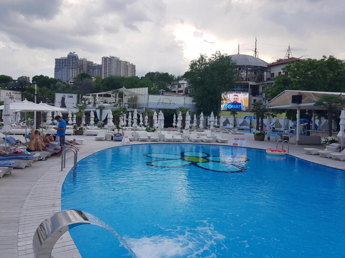 Appartamento Arcadia Sky Odessa Esterno foto